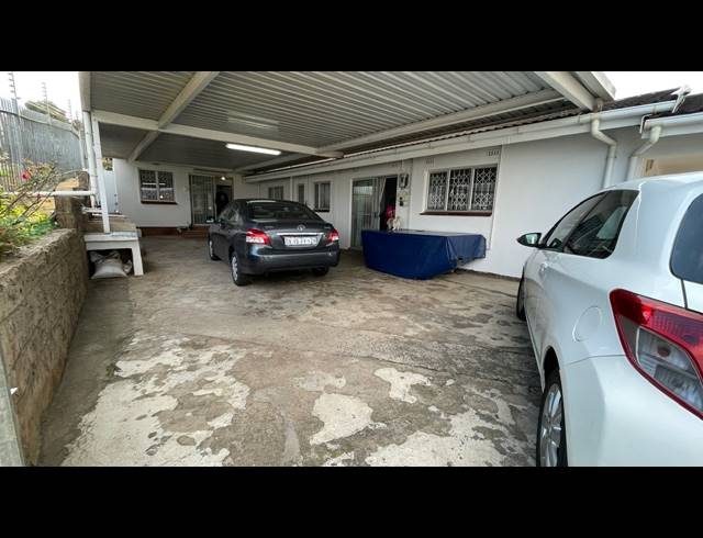 3 BEDROOM HOUSE FOR SALE IN NEWLANDS EAST